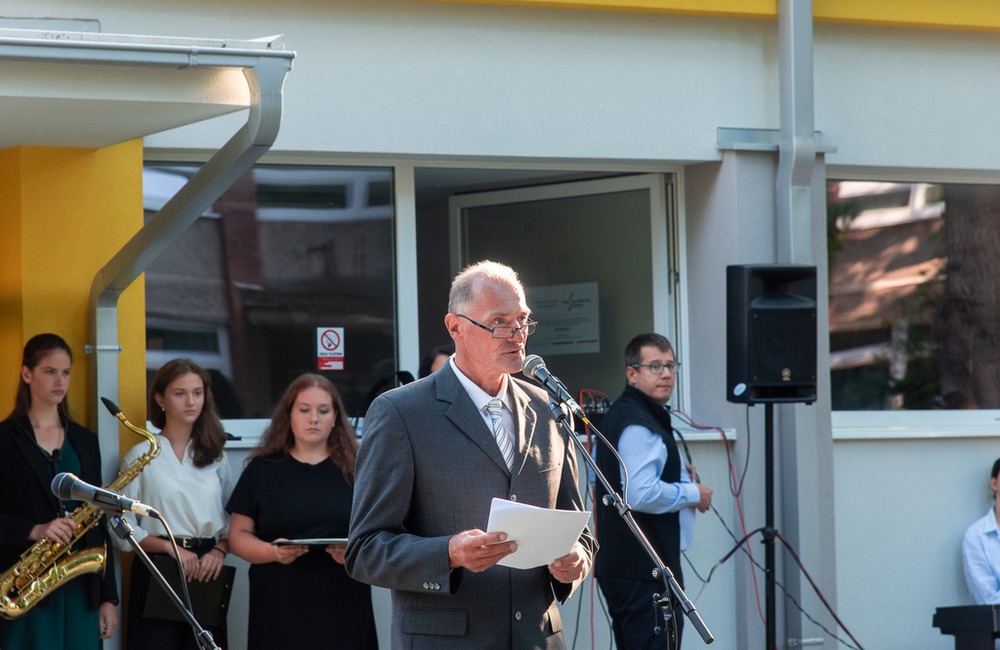 FOTO: Do dvoch škôl Trenčianskeho kraja pribudli moderné športoviská, foto 8