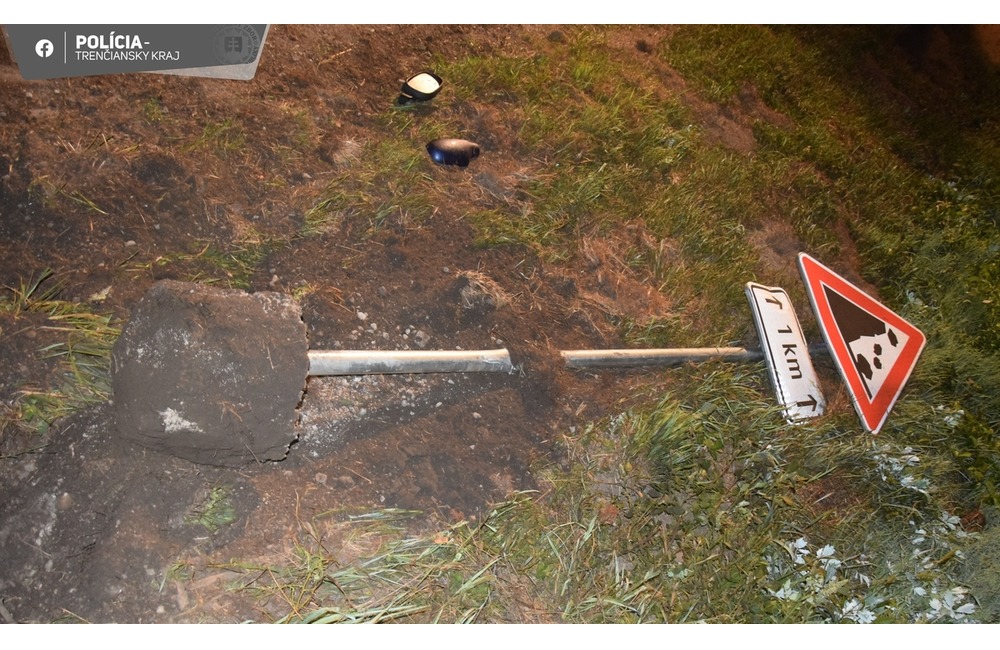 FOTO: Dopravnú nehodu pri Ilave spôsobil 21-ročný mladík, foto 1