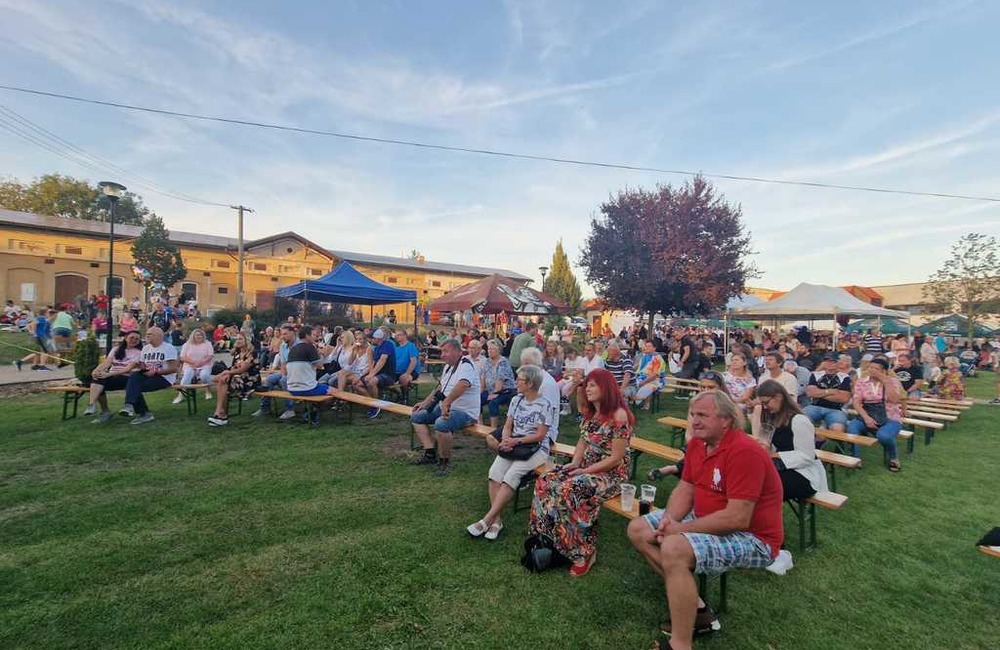 FOTO: Víkendové oslavy v rôznych kútoch Trenčianskeho kraja, foto 14