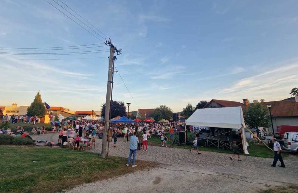 FOTO: Víkendové oslavy v rôznych kútoch Trenčianskeho kraja, foto 16
