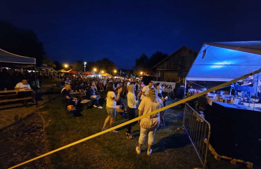 FOTO: Víkendové oslavy v rôznych kútoch Trenčianskeho kraja, foto 19