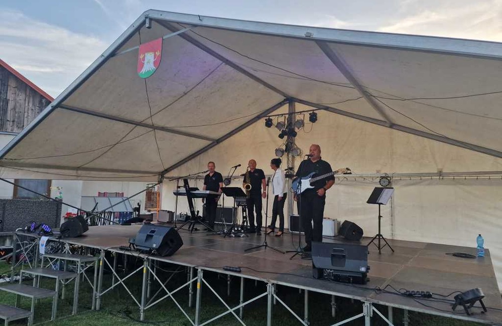 FOTO: Víkendové oslavy v rôznych kútoch Trenčianskeho kraja, foto 43