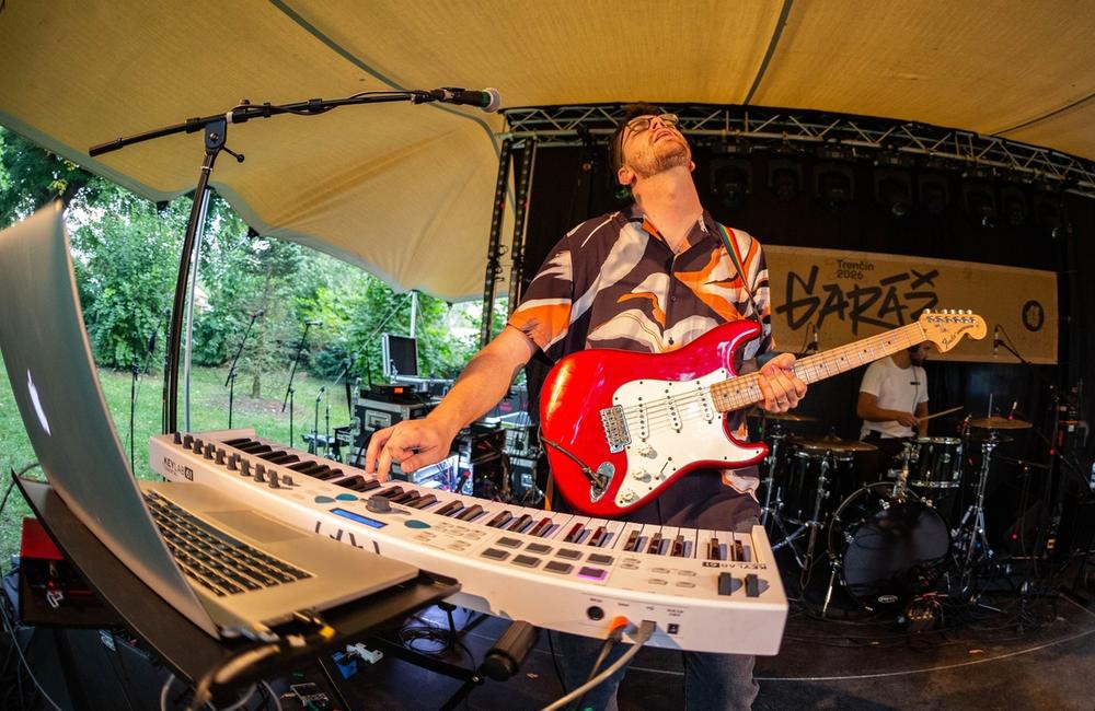FOTO: Trenčiansky hudobný festival Garáž je v plnom prúde, foto 19