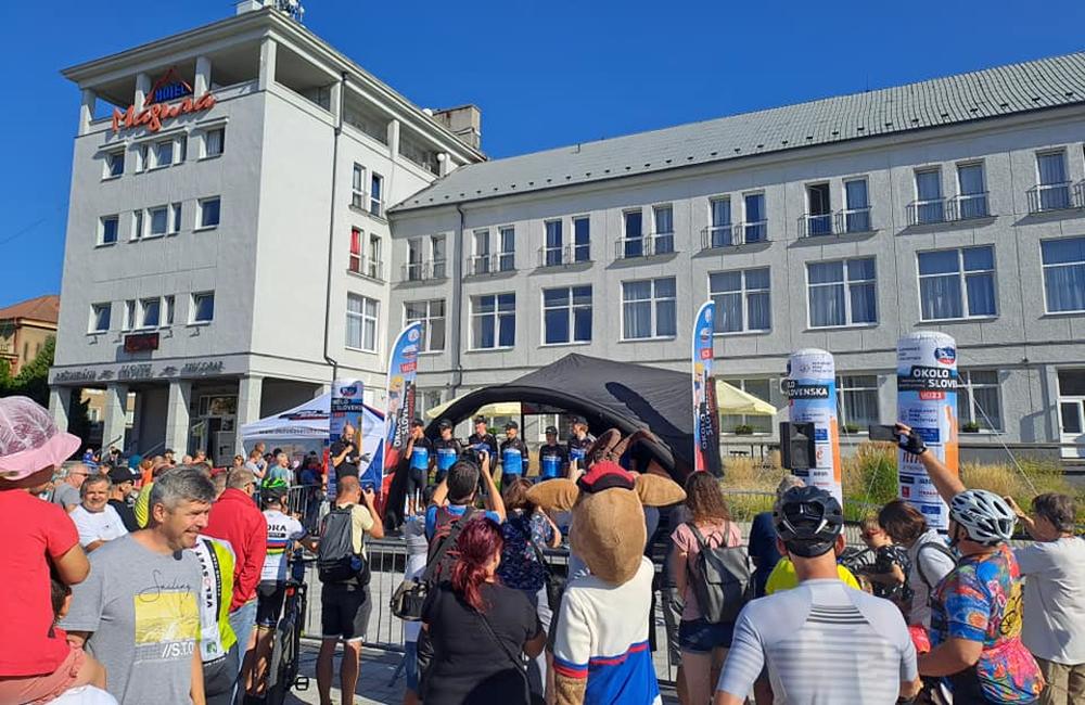 FOTO: Štvrtá etapa pretekov Okolo Slovenska odštartovala v Prievidzi, foto 2