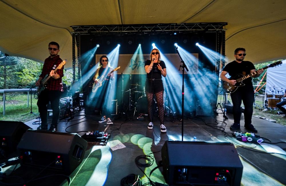 FOTO: Trenčiansky hudobný festival Garáž je v plnom prúde, foto 52