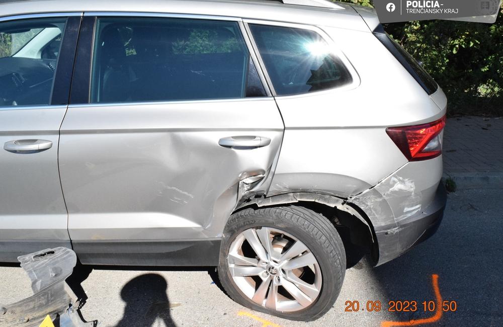 FOTO: Kuriózna dopravná nehoda. Opitý dôchodca za volantom dokázal takmer nemožné, foto 5