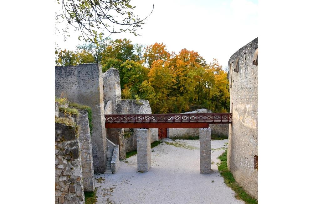 FOTO: Prvý jesenný deň na Trenčianskom hrade. Zábery odtiaľ potešia každé oko, foto 3