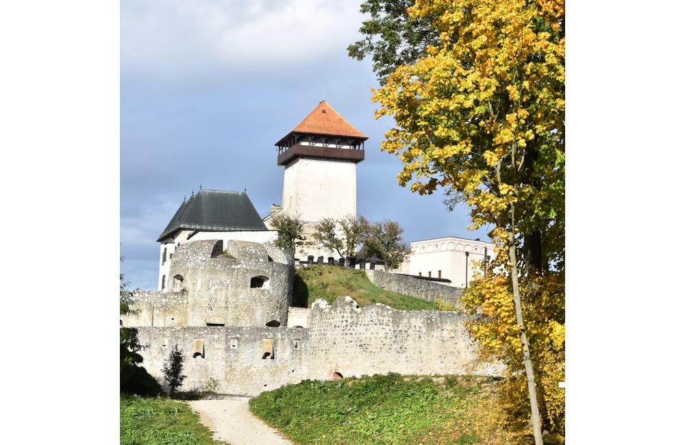 FOTO: Prvý jesenný deň na Trenčianskom hrade. Zábery odtiaľ potešia každé oko, foto 6