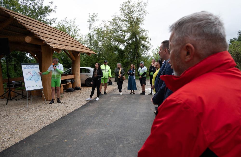 FOTO: Otvorenie nového úseku Hornonitrianskej cyklomagistrály z Partizánskeho do Malých Bielic, foto 12
