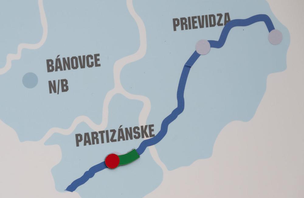 FOTO: Otvorenie nového úseku Hornonitrianskej cyklomagistrály z Partizánskeho do Malých Bielic, foto 10