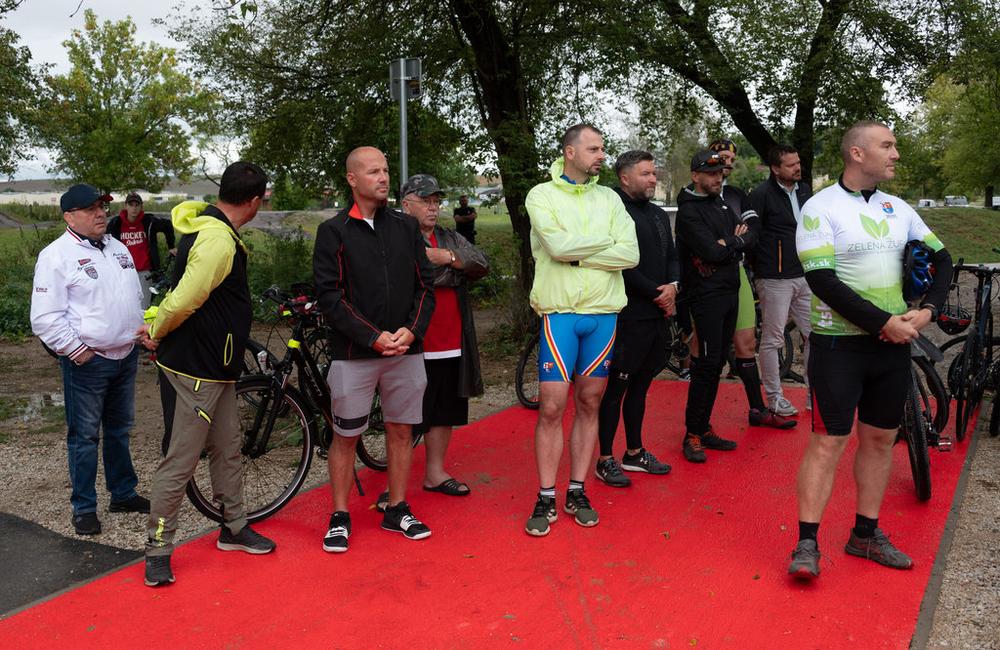FOTO: Otvorenie nového úseku Hornonitrianskej cyklomagistrály z Partizánskeho do Malých Bielic, foto 13