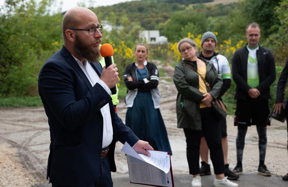 FOTO: Otvorenie nového úseku Hornonitrianskej cyklomagistrály z Partizánskeho do Malých Bielic, foto 16