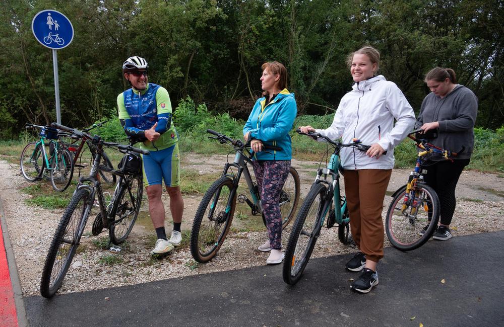 FOTO: Otvorenie nového úseku Hornonitrianskej cyklomagistrály z Partizánskeho do Malých Bielic, foto 19