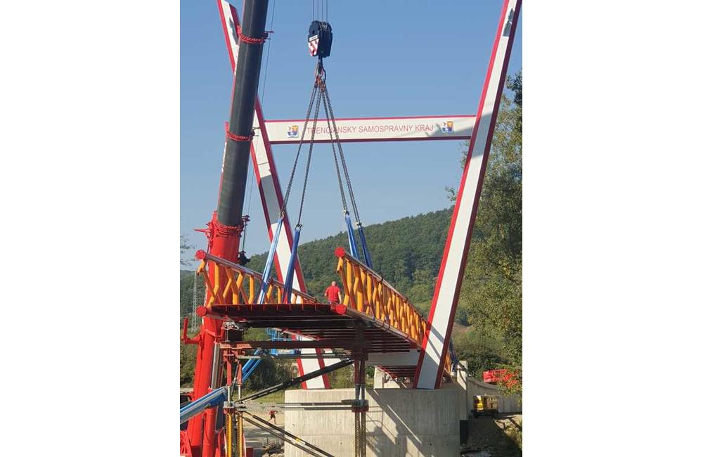 FOTO: Budovanie cyklomostu v okrese Púchov, foto 11