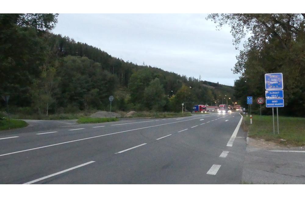 FOTO: Česko zaviedlo dočasné kontroly na hraniciach so Slovenskom. Hranice bude strážiť 130 policajtov, foto 3
