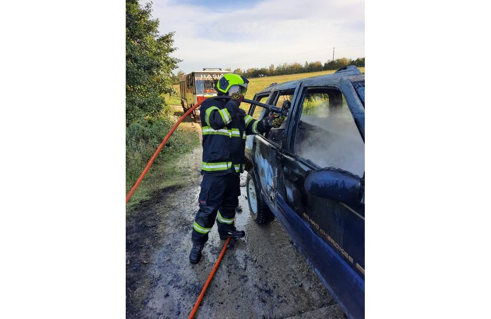 FOTO: Dramatický zásah hasičov z Nitrianskeho Pravna. Takto bojovali s plameňmi, foto 3