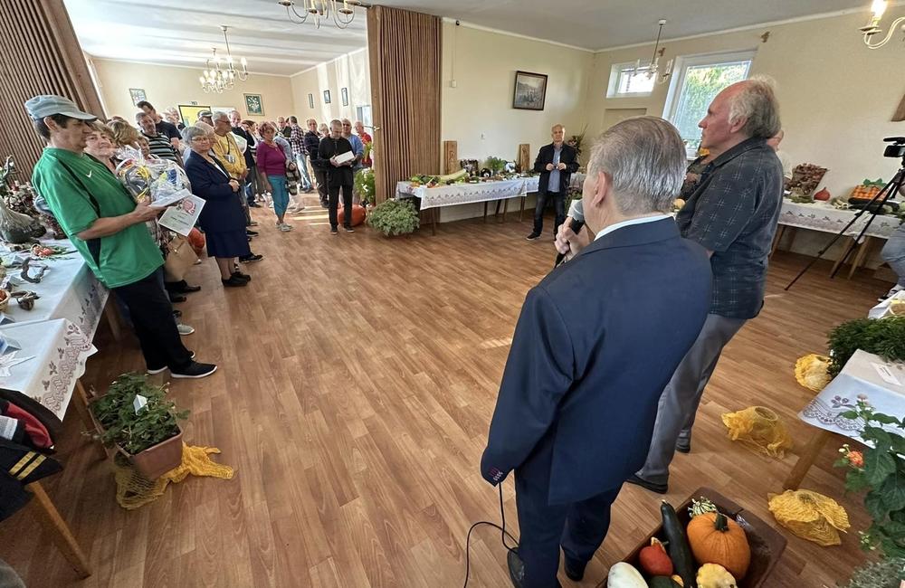 FOTO: Dubničania predviedli svoje záhradkárske skvosty, foto 9