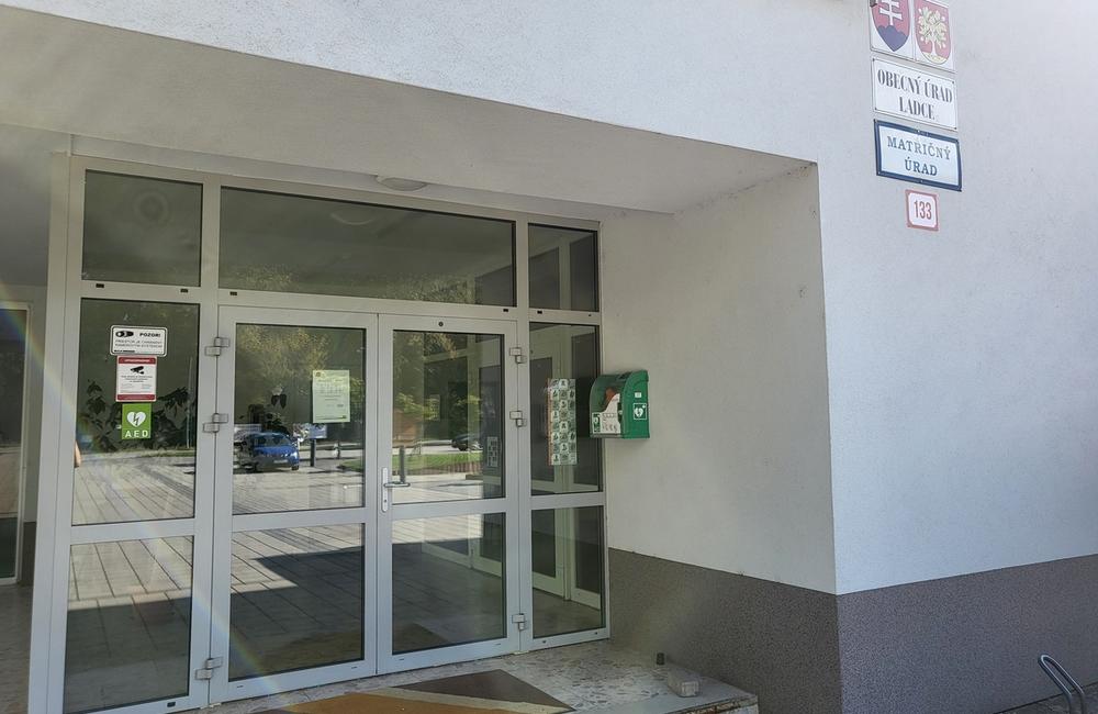 FOTO: V Trenčianskom kraji pribudol ďalší automatický externý defibrilátor, foto 2