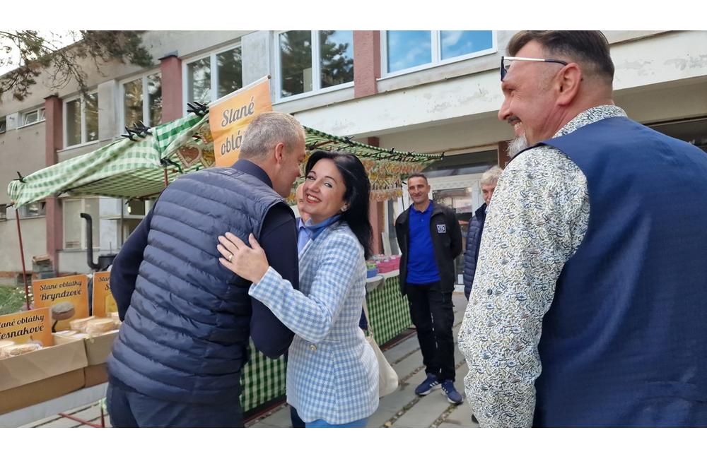 FOTO: Cez víkend sa v Trenčianskom kraji konali hodové slávnosti aj výstava exotického vtáctva, foto 6