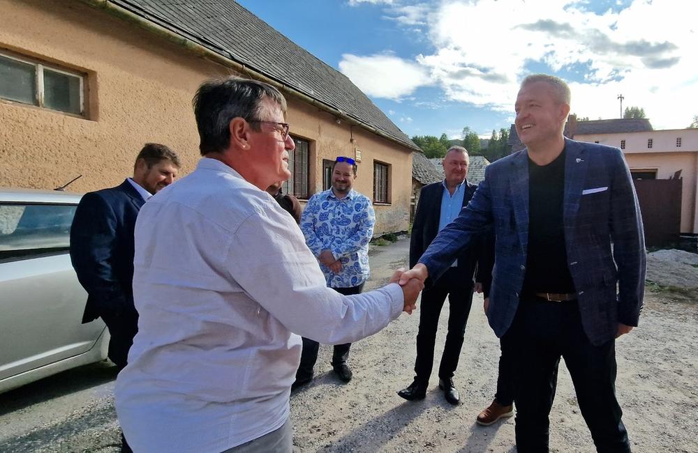 FOTO: Cez víkend sa v Trenčianskom kraji konali hodové slávnosti aj výstava exotického vtáctva, foto 20