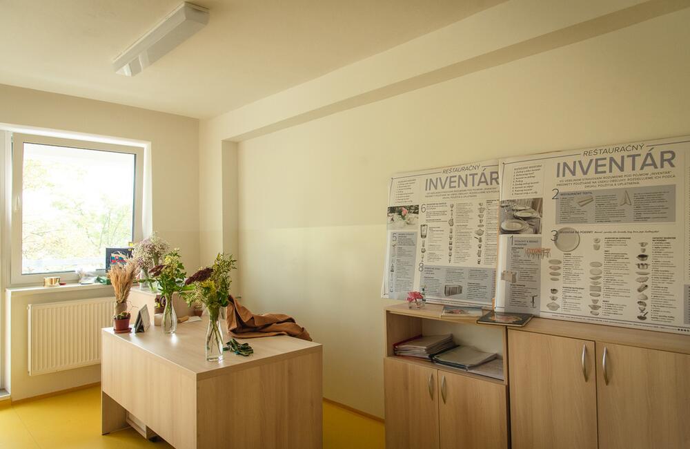 FOTO: Zmodernizované priestory internátu a kaštieľa v okrese Ilava, foto 22