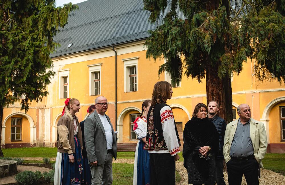 FOTO: Zmodernizované priestory internátu a kaštieľa v okrese Ilava, foto 35