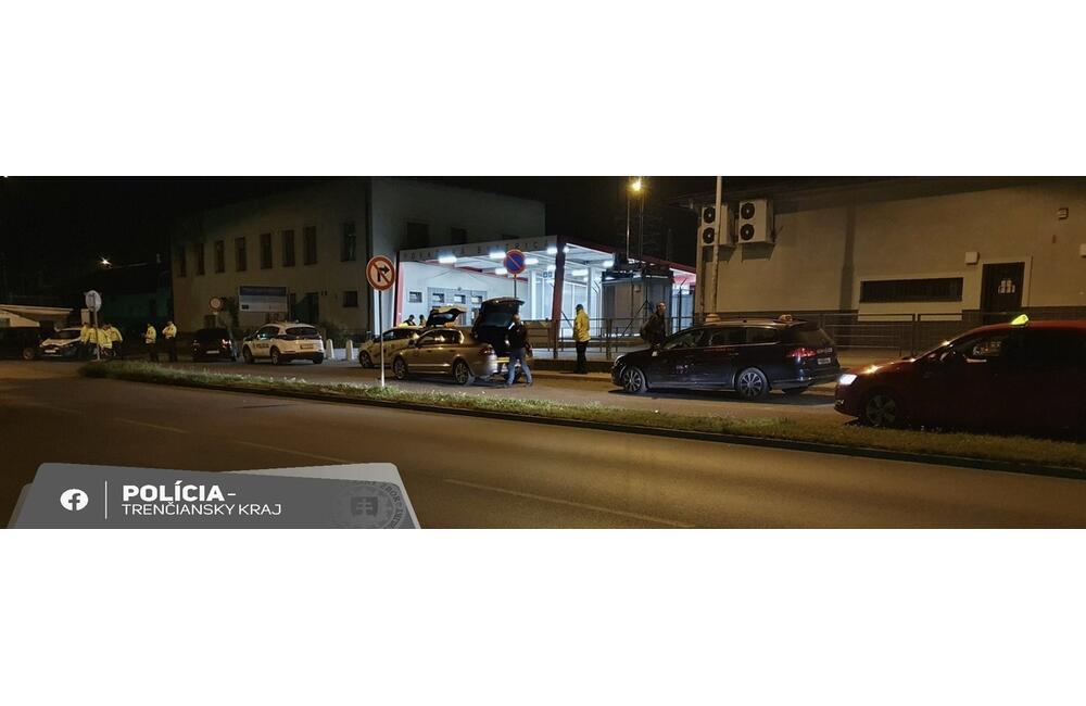 FOTO: Policajná akcia zameraná na kontrolu taxikárov, foto 4