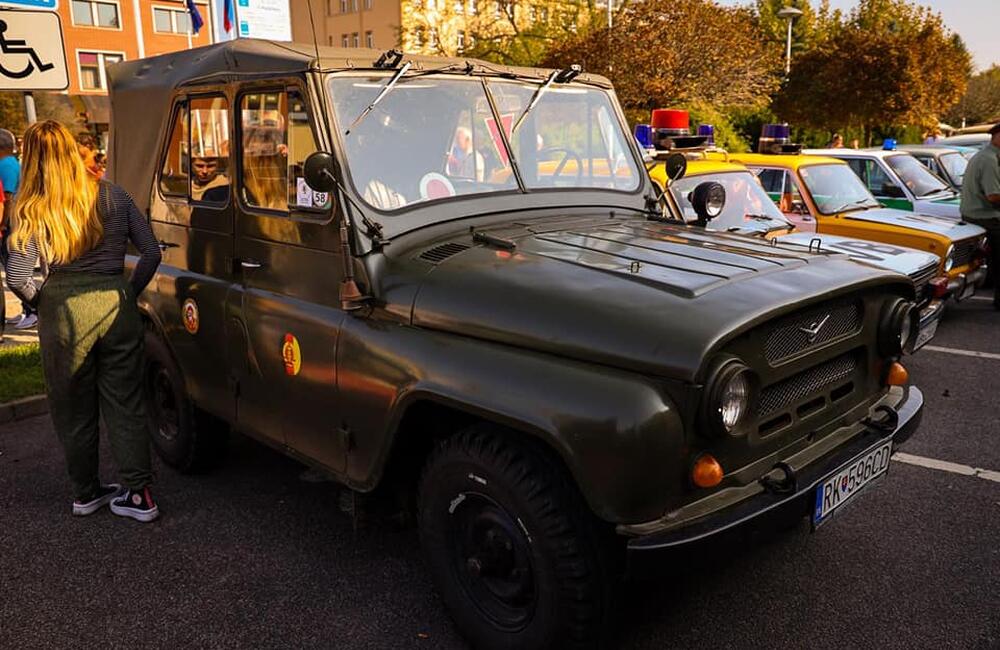 FOTO: Unikátna prehliadka veteránov v Partizánskom, foto 20