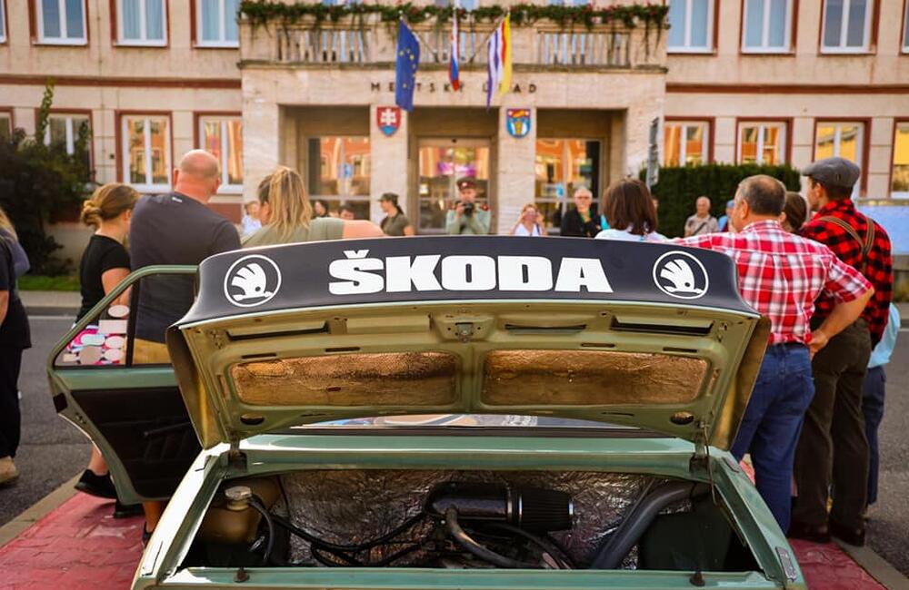 FOTO: Unikátna prehliadka veteránov v Partizánskom, foto 21