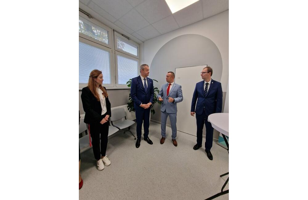FOTO: Nové oddelenie magnetickej rezonancie v trenčianskej nemocnici, foto 10