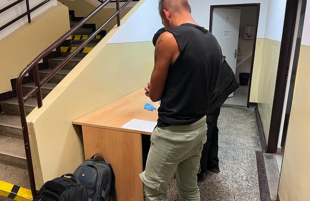 FOTO: Bezpečnostná akcia policajtov z Bánoviec odhalila viacero priestupkov, foto 2