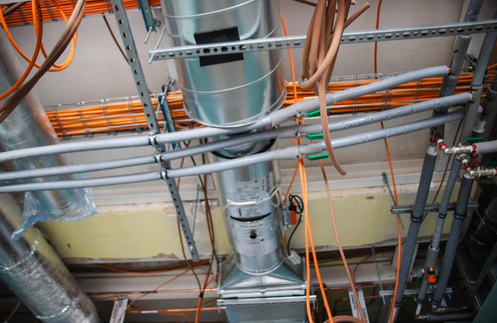 FOTO: Nové oddelenie bojnickej nemocnice získava svoje kontúry, foto 8