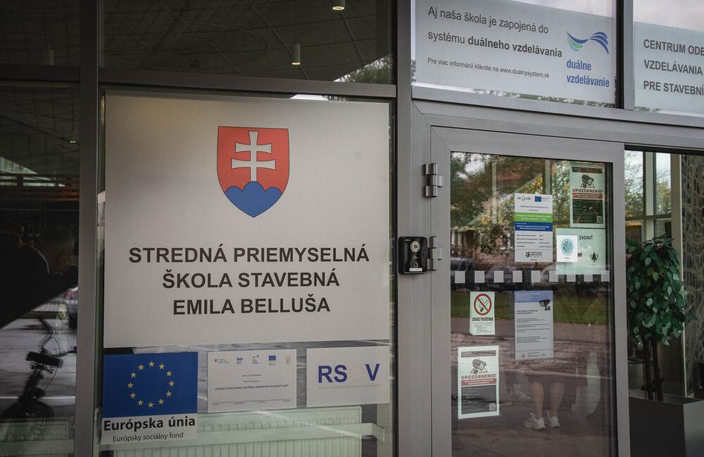 FOTO: Škola v Trenčíne získala jedinečné ocenenie, foto 7