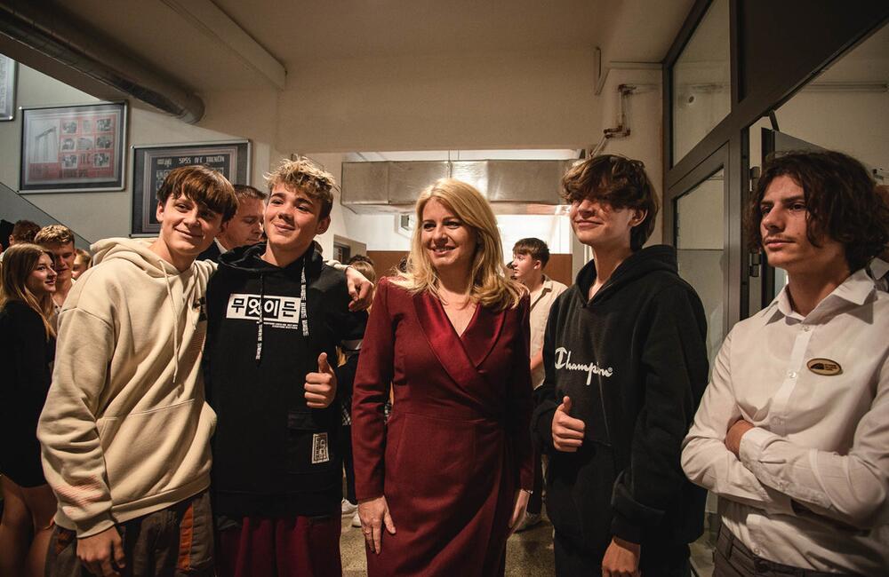 FOTO: Škola v Trenčíne získala jedinečné ocenenie, foto 27