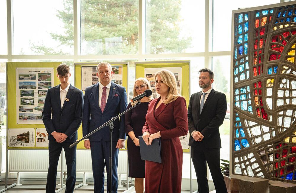 FOTO: Škola v Trenčíne získala jedinečné ocenenie, foto 30