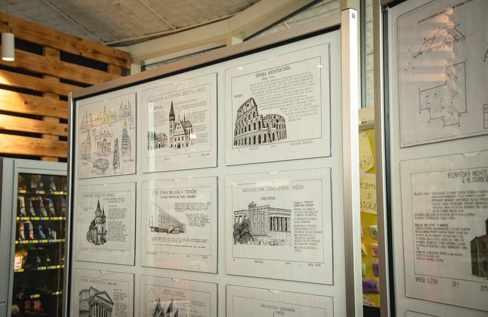 FOTO: Škola v Trenčíne získala jedinečné ocenenie, foto 38