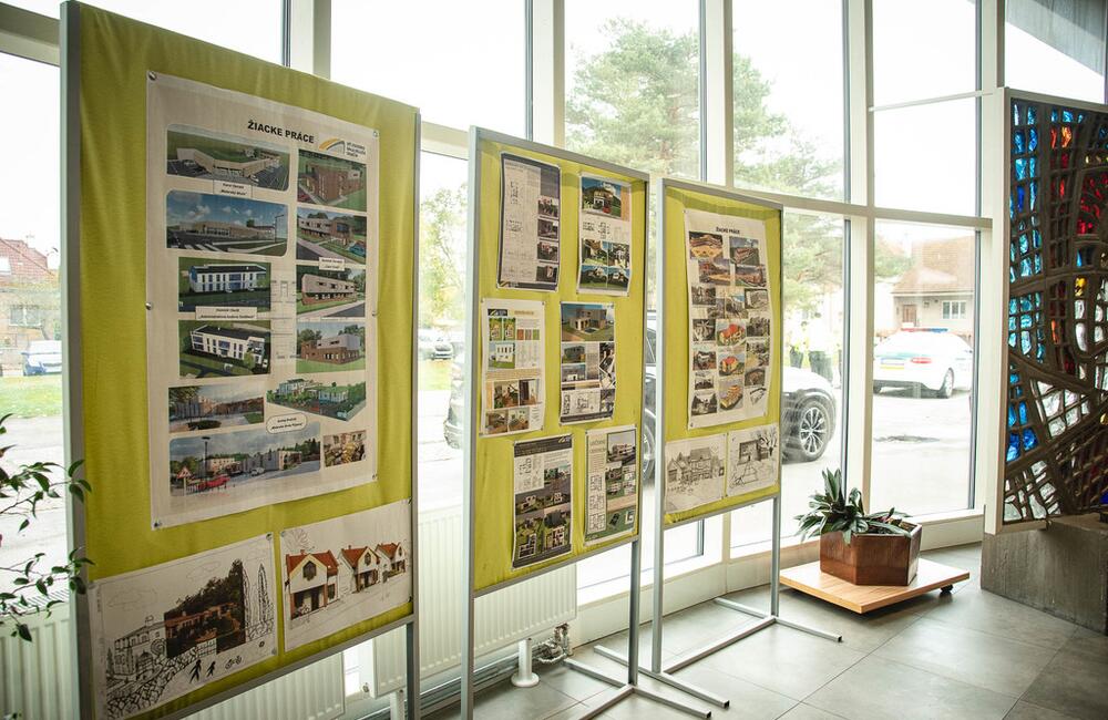 FOTO: Škola v Trenčíne získala jedinečné ocenenie, foto 39