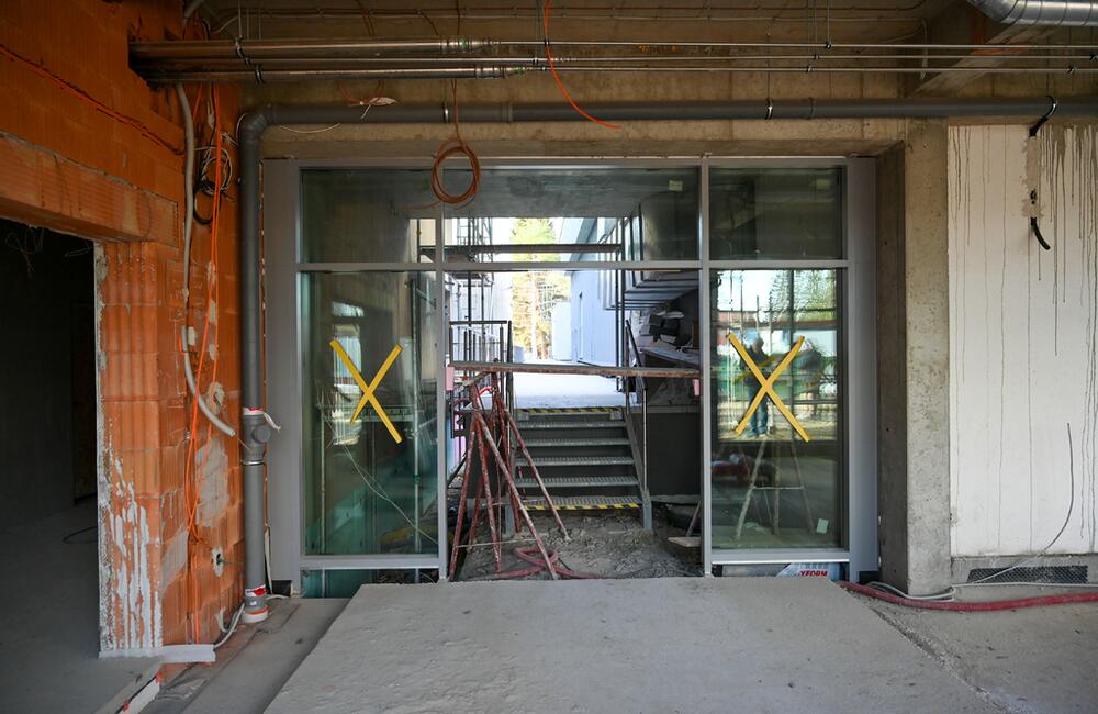 FOTO: Práce na hokejovej hale v Trenčíne postupne finišujú, foto 3