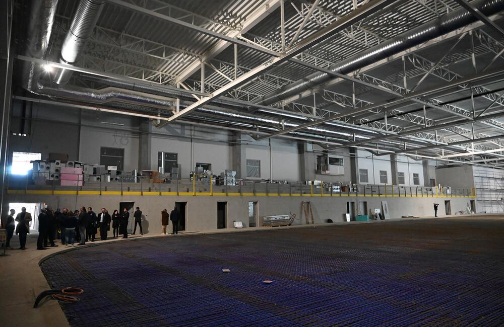 FOTO: Práce na hokejovej hale v Trenčíne postupne finišujú, foto 14