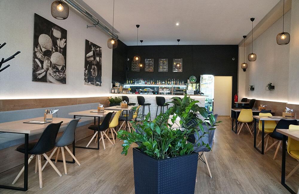 FOTO: Fantasia Považská - najlepšia pizza v meste pečená na bukovom dreve, foto 17