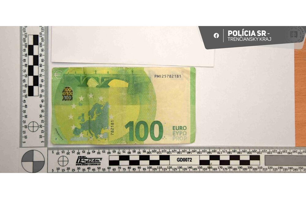 FOTO: V Trenčíne platili falošnými stovkami, skončili pred sudcom. Tínedžerom hrozia vysoké tresty!, foto 8