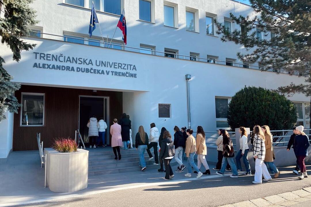 FOTO: Úspešný rok Trenčianskej univerzity, foto 5
