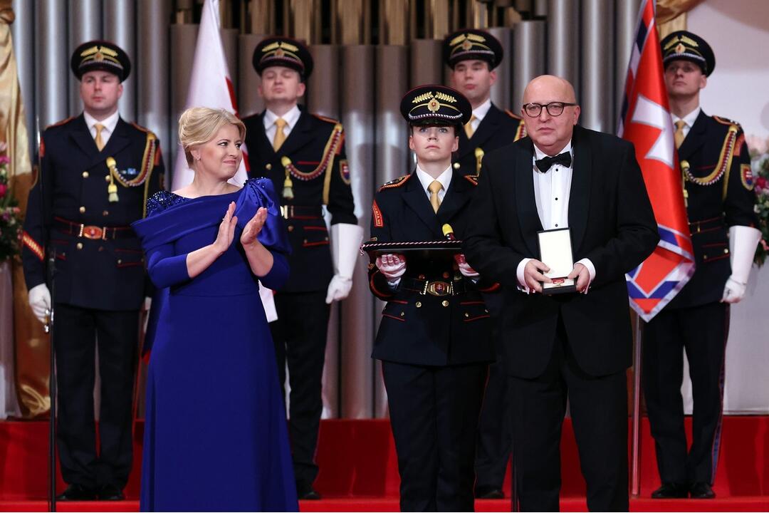 FOTO: Najvyššie štátne vyznamenania sú už udelené, foto 3