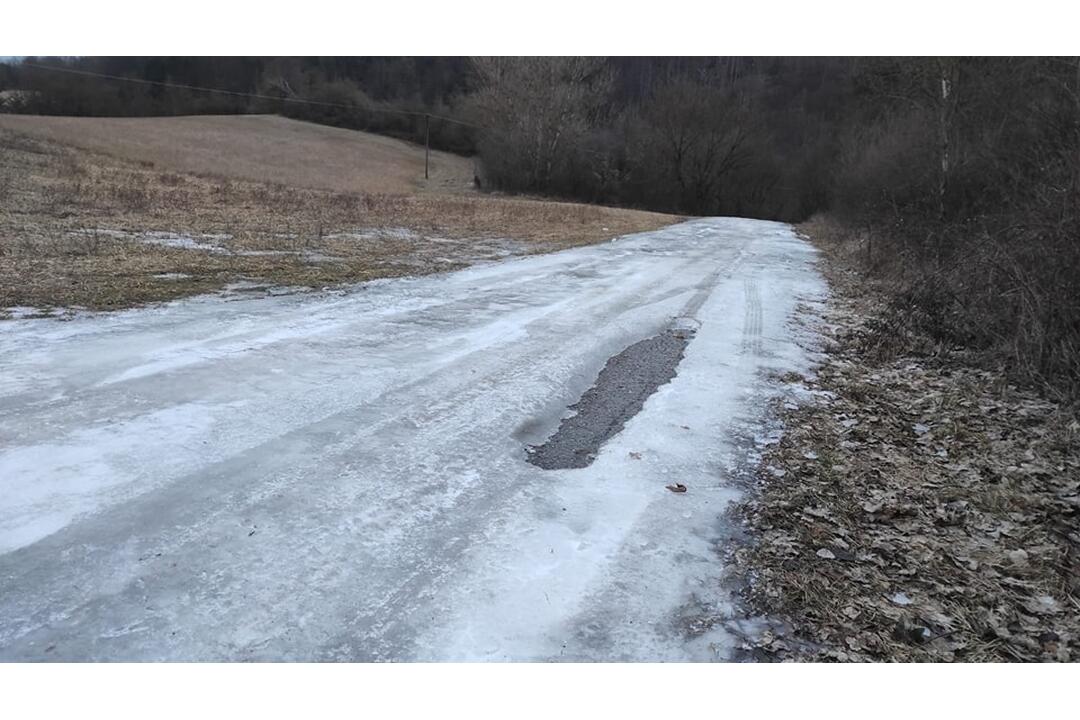 FOTO: Upozornenie pre vodičov: Do tejto ulice nevchádzajte, nie je to bezpečné, foto 3