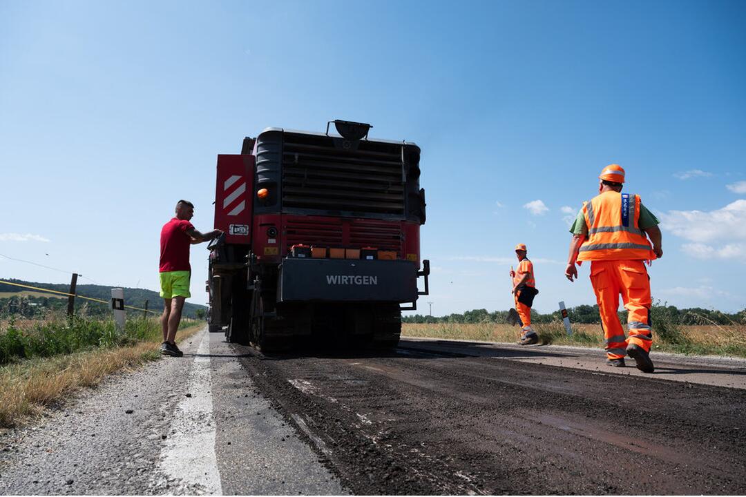 FOTO: Minuloročné rekonštrukcie ciest v Trenčianskom kraji, foto 6
