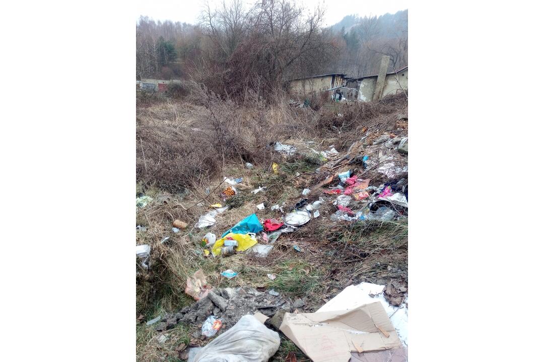 FOTO: Čierna skládka v Handlovej, foto 20