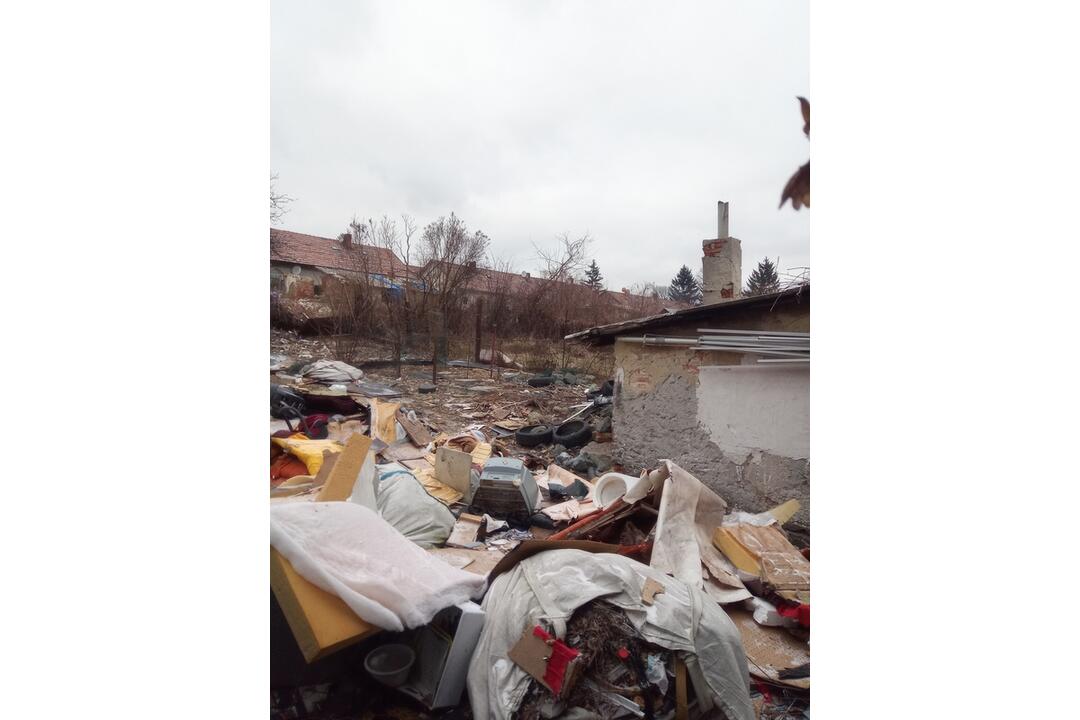 FOTO: Čierna skládka v Handlovej, foto 21