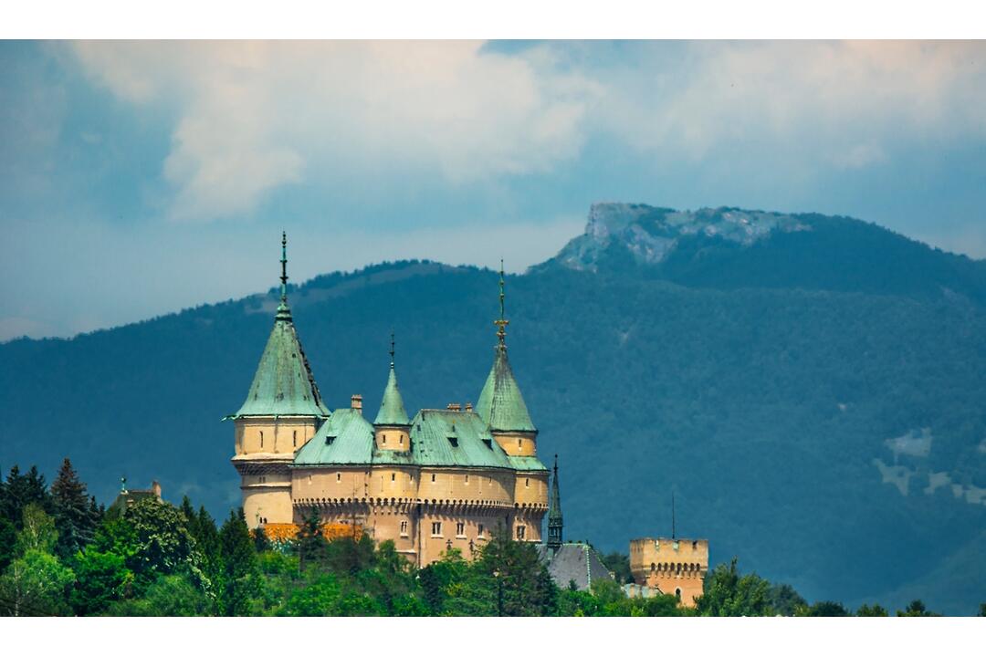 FOTO: Hrady a zámky z neobvyklých uhlov objektívom trenčianskeho fotografa, foto 20