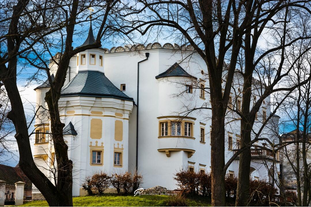 FOTO: Hrady a zámky z neobvyklých uhlov objektívom trenčianskeho fotografa, foto 34