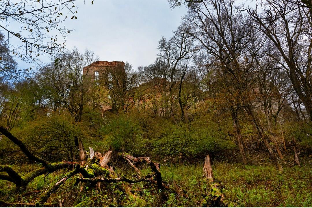 FOTO: Hrady a zámky z neobvyklých uhlov objektívom trenčianskeho fotografa, foto 53